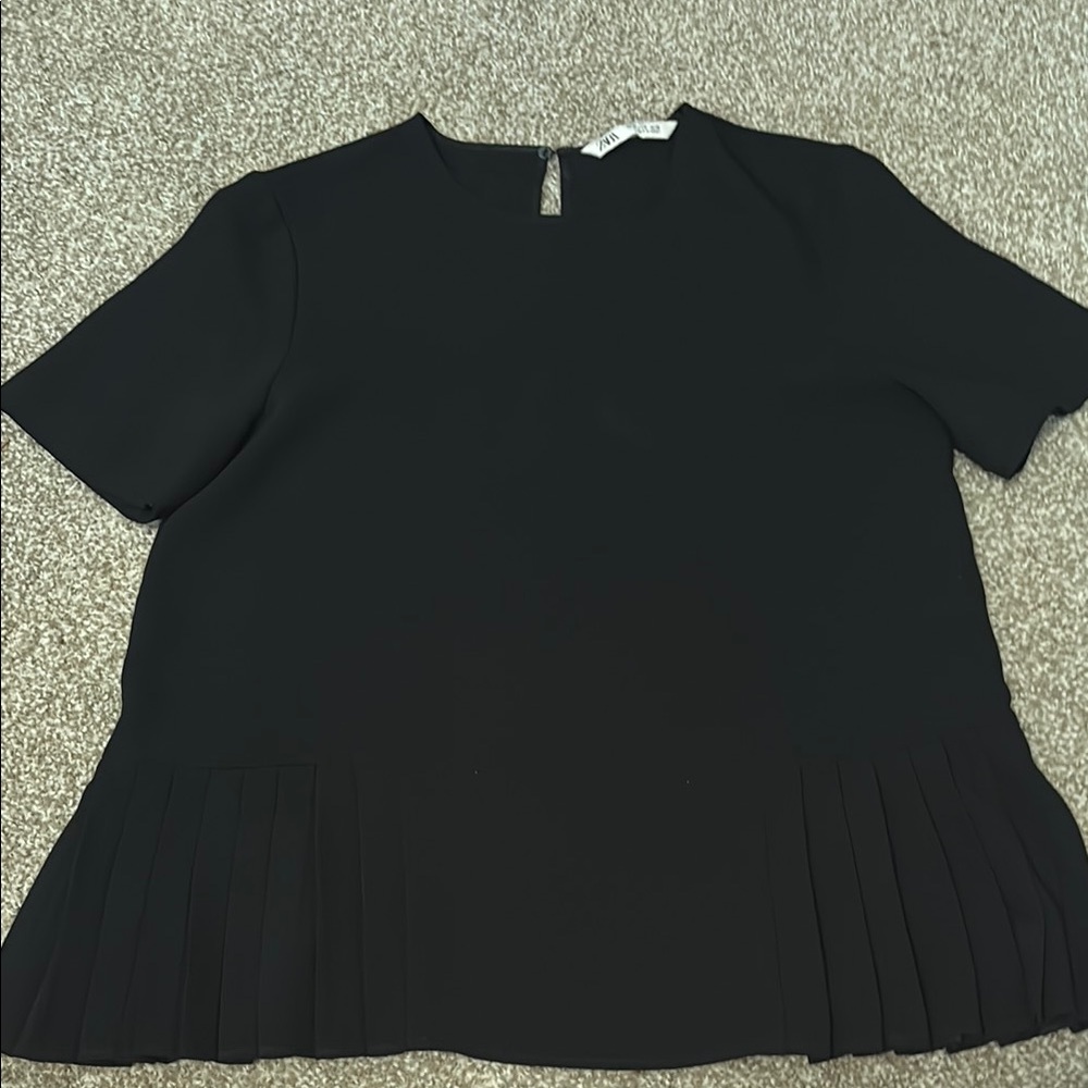 Zara Black Pleated Peplum Blouse Short Sleeve